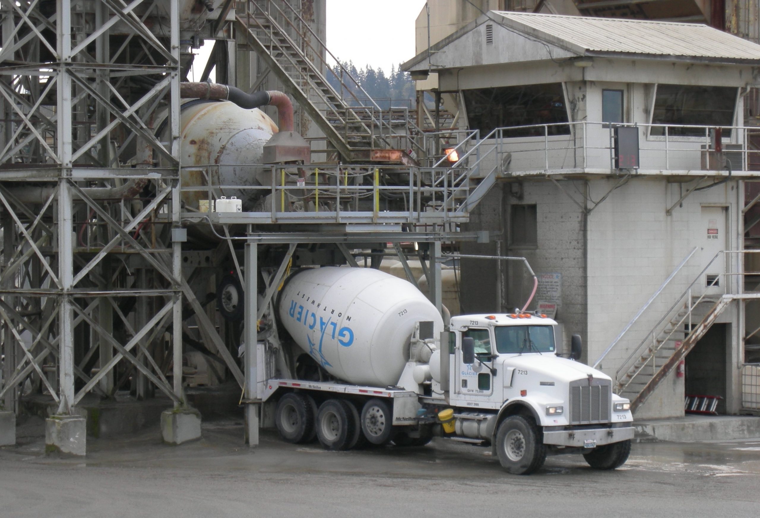 Cement truck Drivers Went On Strike A Lawsuit By Their Company May 